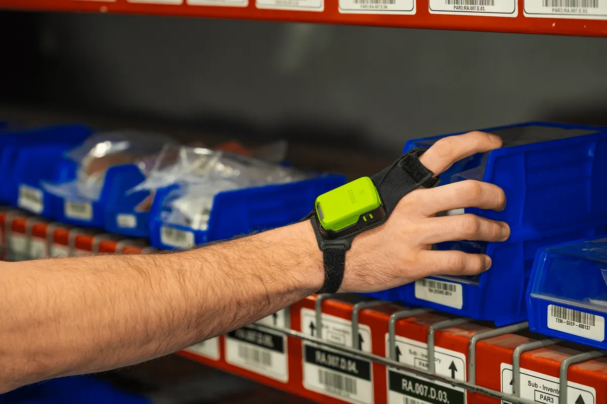 warehouse-photography-application-rs2100-bin-selection